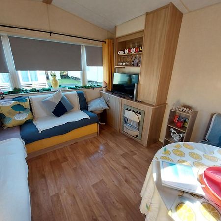Mags Den Hotel Morecambe Bagian luar foto